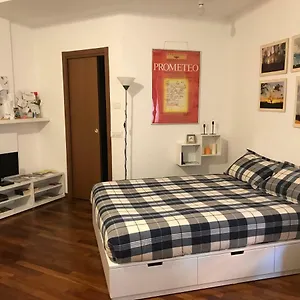 https://appartamento-ampere.it-lombardy.com